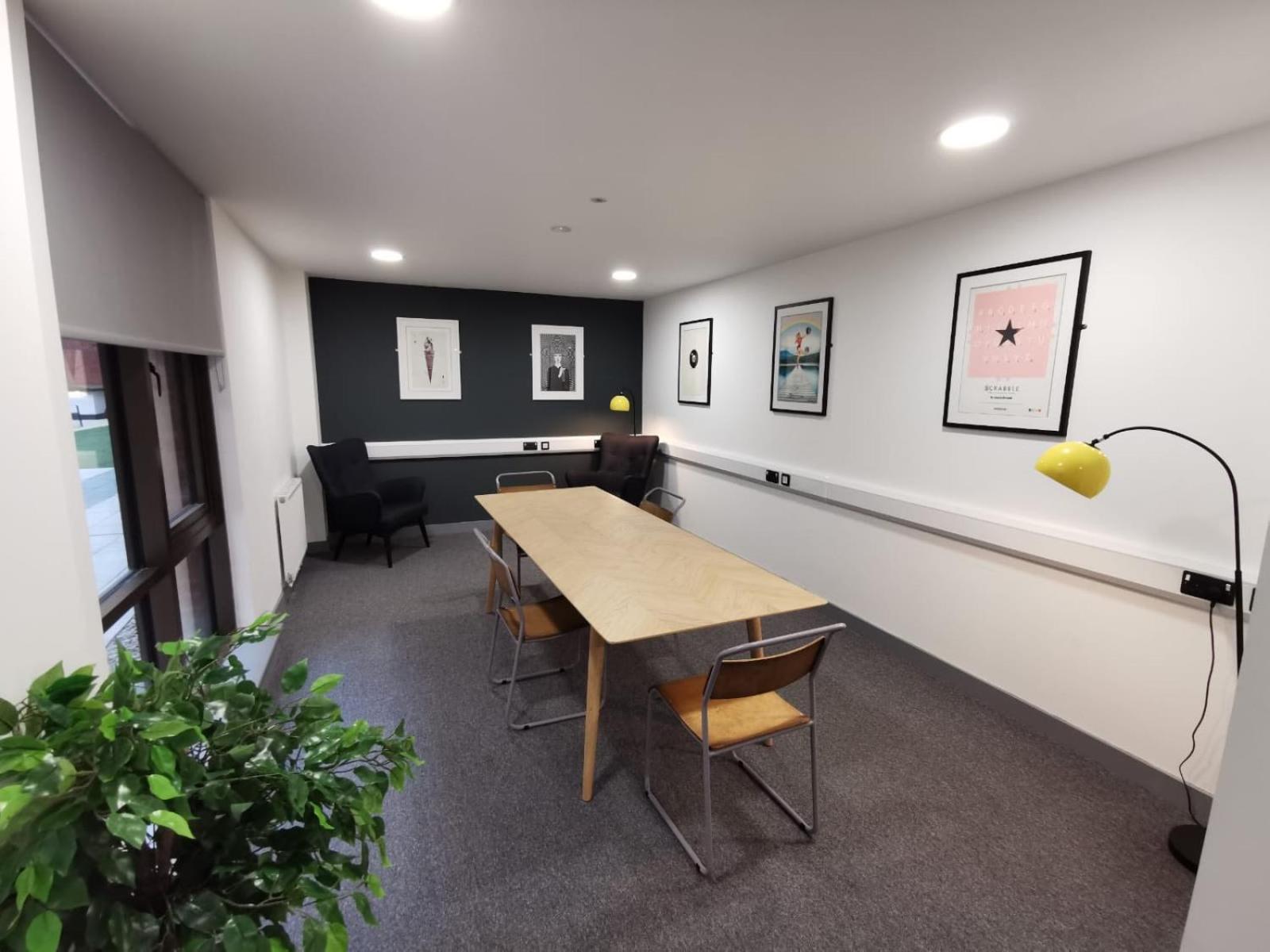 For Students Only Cosy At Great Patrick Street *