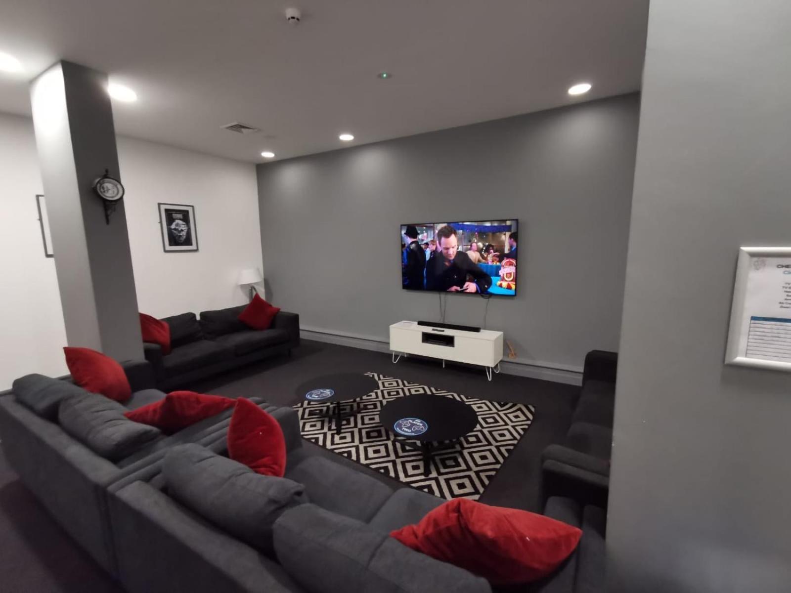 Apartment For Students Only Cosy At Great Patrick Street *